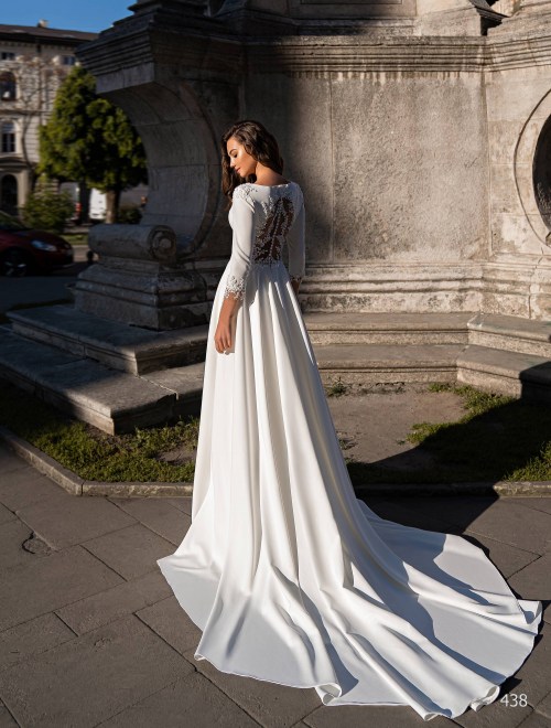 https://www.sposa-lia.com/images/stories/virtuemart/product/438       (3)76.jpg
